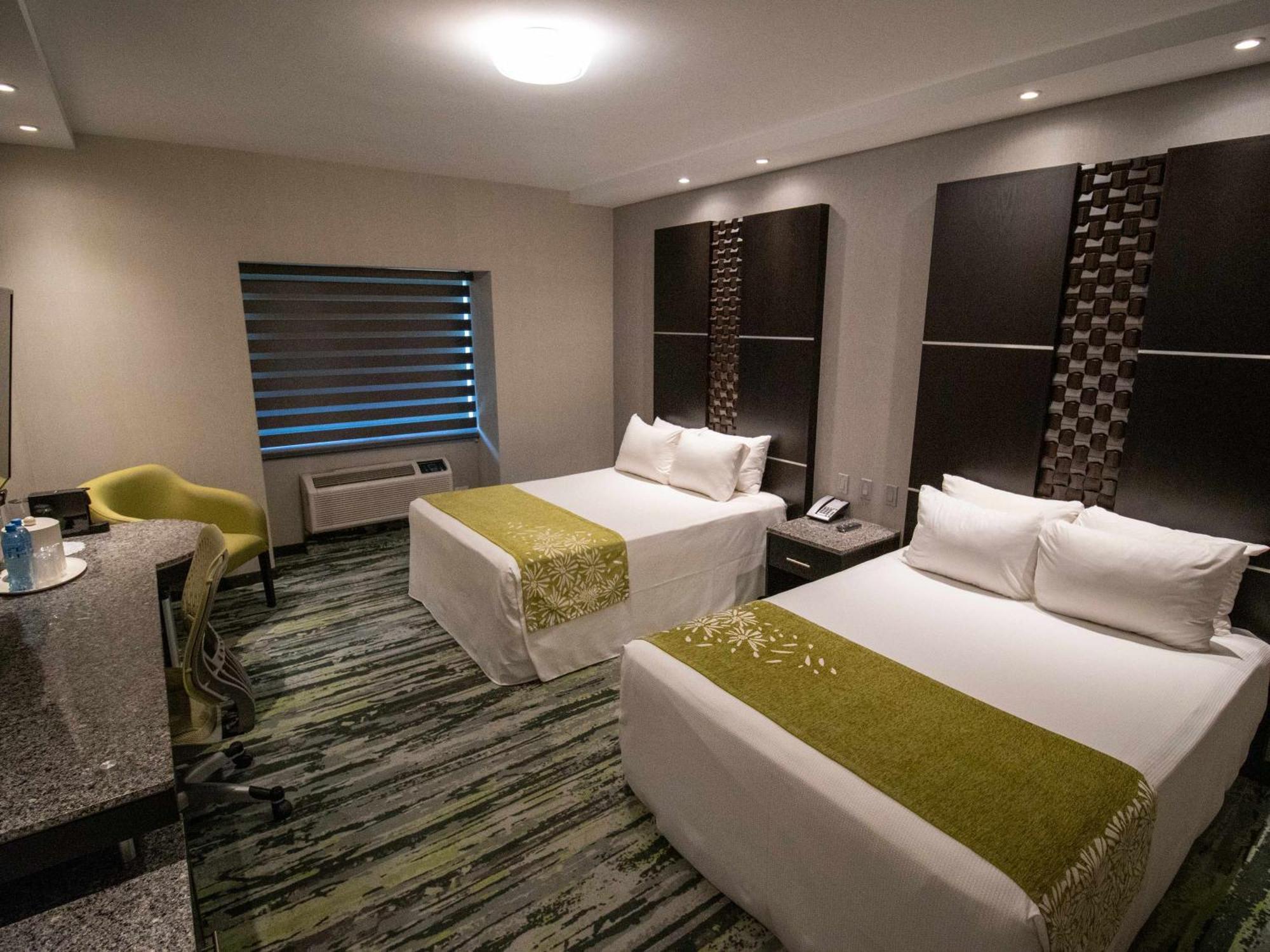 Hotel Araiza San Luis R.C. San Luis Río Colorado エクステリア 写真
