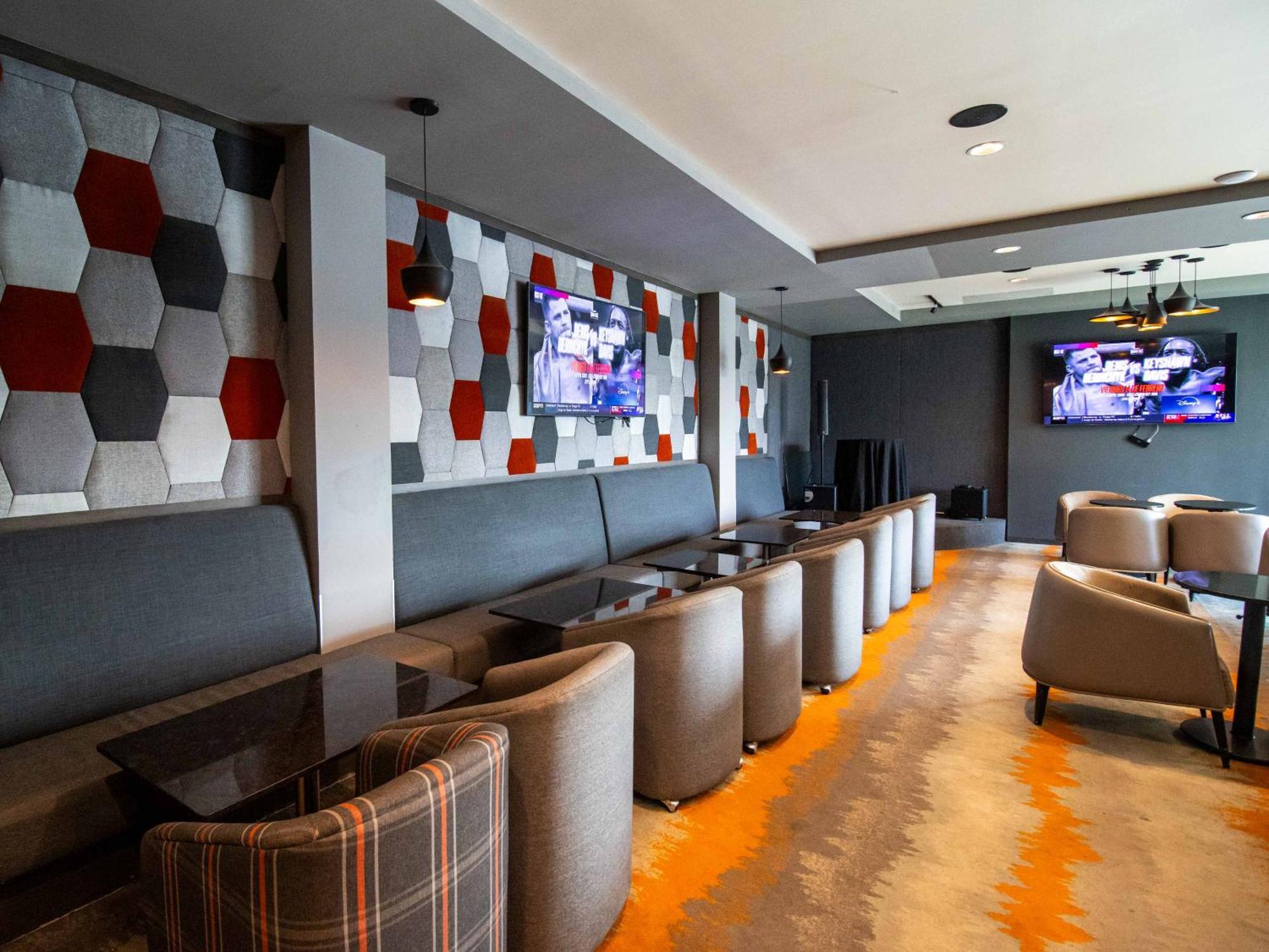 Hotel Araiza San Luis R.C. San Luis Río Colorado エクステリア 写真