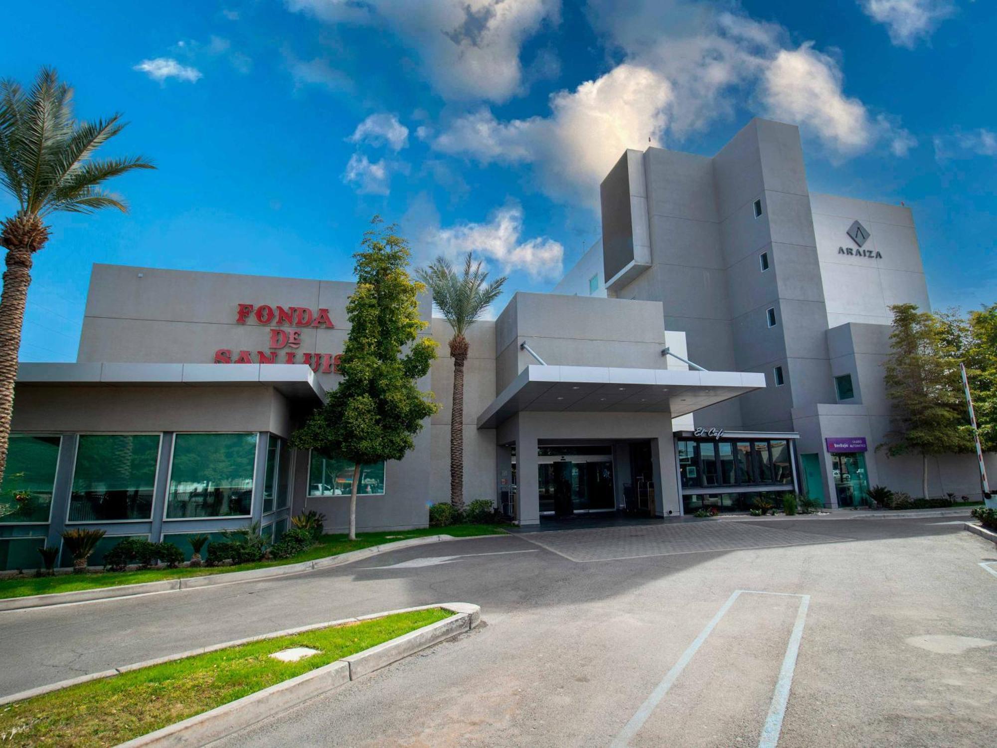 Hotel Araiza San Luis R.C. San Luis Río Colorado エクステリア 写真