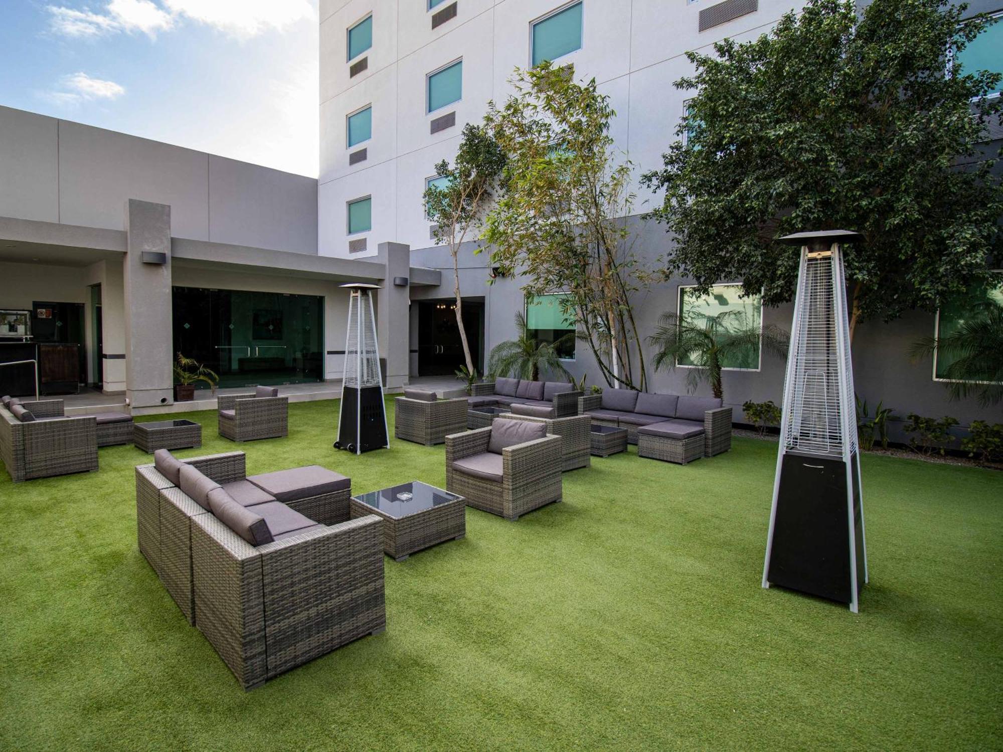 Hotel Araiza San Luis R.C. San Luis Río Colorado エクステリア 写真
