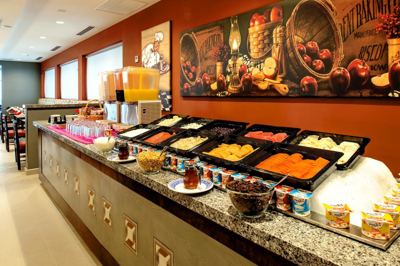 Hotel Araiza San Luis R.C. San Luis Río Colorado エクステリア 写真